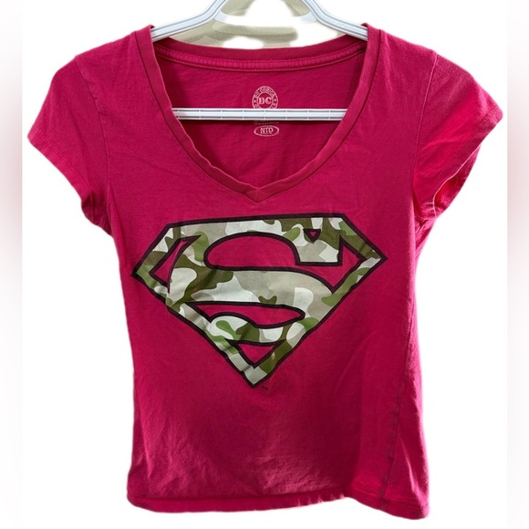 DC Comics Pink Graphic Fitted T-Shirt - Picture 1 of 5